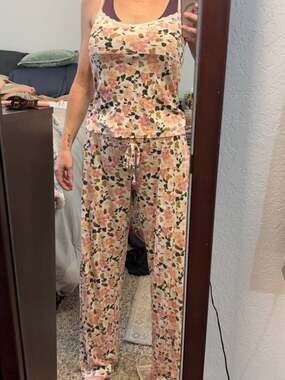 E2: Victoria's Secret Floral Lace Trim Pajama Set Size S